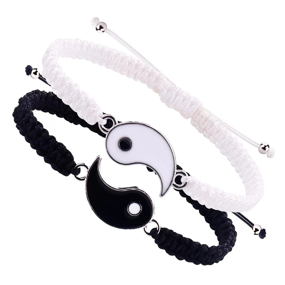 Yin Yang vänskapsarmband – 2-pack i svart och vitt