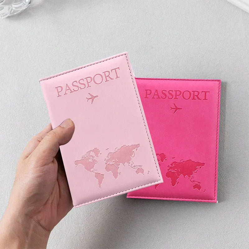 Passfodral i konstläder med världskarta