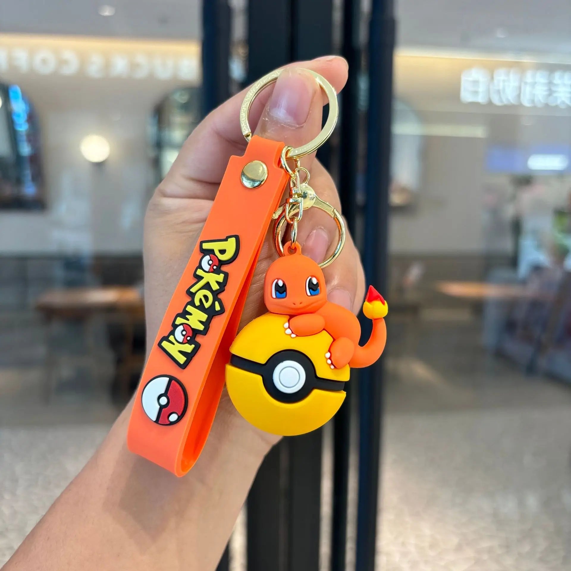 Poké Ball-nyckelring med figur
