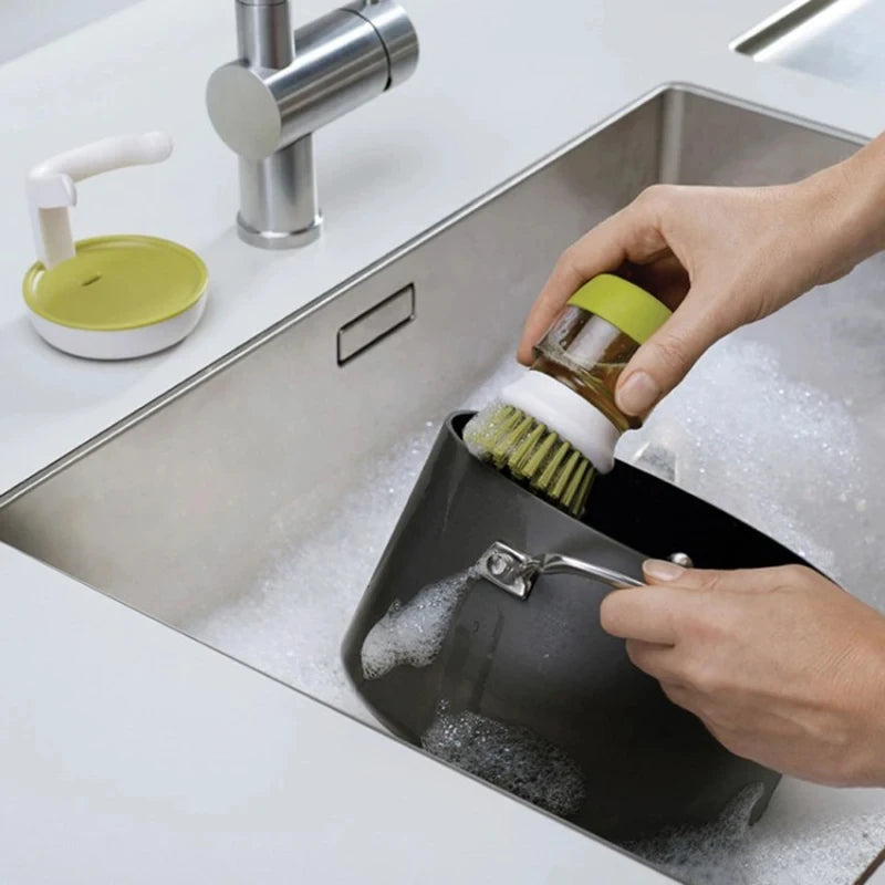 Diskborste med tvålpump och droppställ