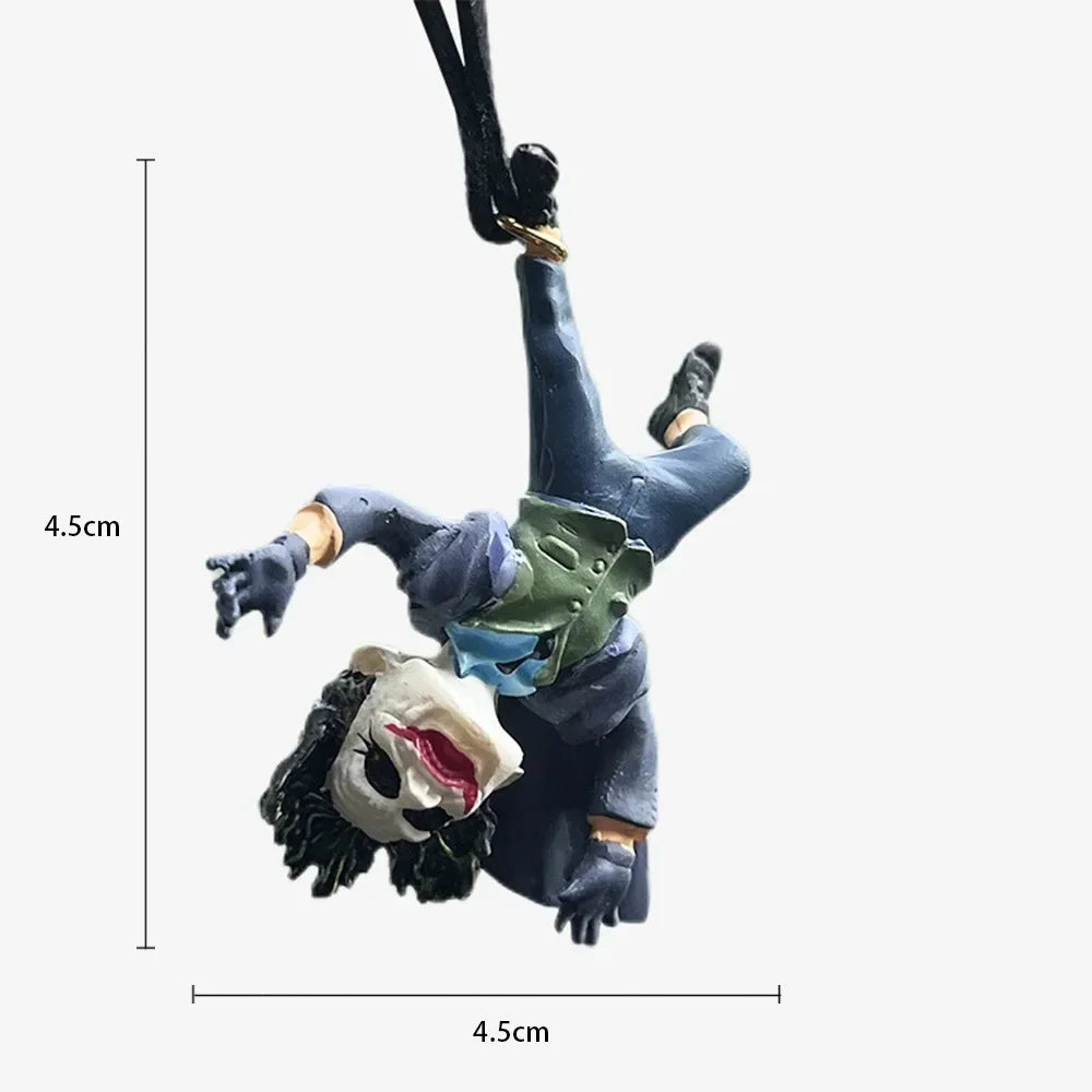 Bilhänge till backspegeln – figur i resin