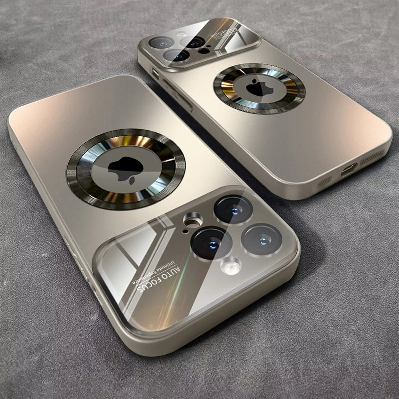 Mobilskal med glaskamera och MagSafe – iPhone